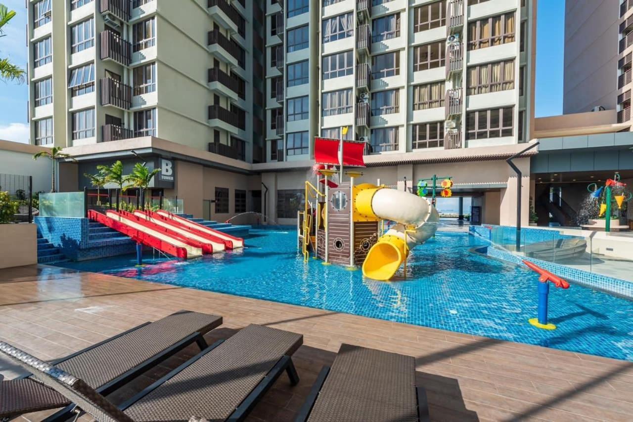 New Bali Residence Seaview L 8 Pax L Kids Friendly L Water Theme Park L 5Mins To Jonker L Kids Slide Malacca エクステリア 写真